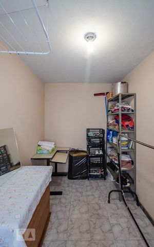 Casa à venda com 350m², 5 quartos e 8 vagasQuarto de Serviço