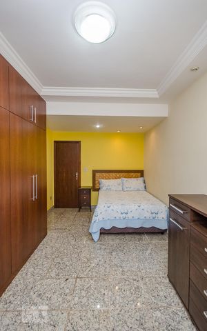 Casa à venda com 350m², 5 quartos e 8 vagasQuarto 4