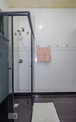 Casa à venda com 350m², 5 quartos e 8 vagasBanheiro Social 1