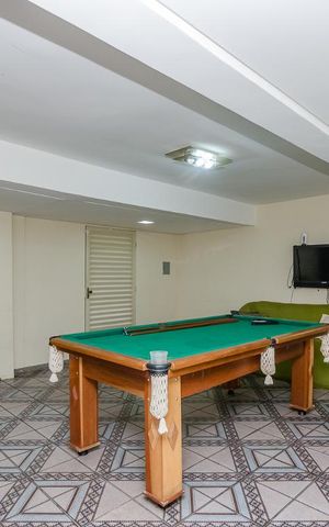 Casa à venda com 350m², 5 quartos e 8 vagasSala 3 piso inferior