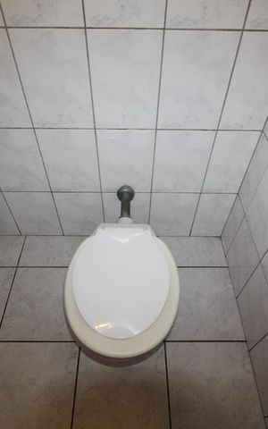 Casa à venda com 261m², 2 quartos e 2 vagasLavabo