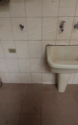 Casa à venda com 261m², 2 quartos e 2 vagasÁrea serviço