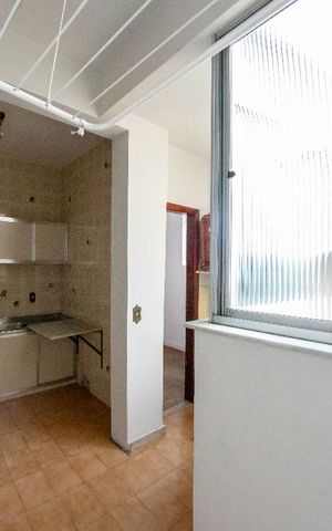 Apartamento à venda com 105m², 3 quartos e sem vagaÁrea de Serviço
