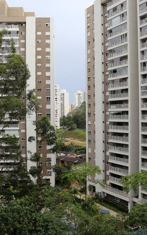 Apartamento à venda com 142m², 4 quartos e 2 vagasVista da Suíte 4