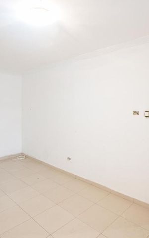 Casa à venda com 131m², 3 quartos e 2 vagasSala