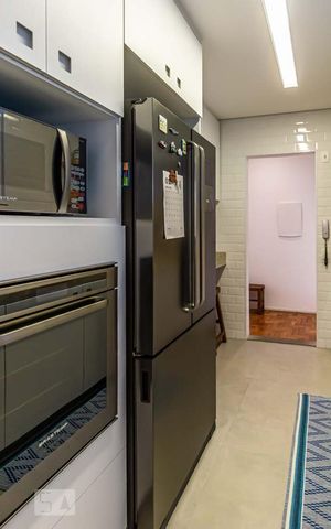Apartamento à venda com 98m², 2 quartos e 1 vaga Apartamento à venda com 98m², 2 quartos e 1 vagaCozinha