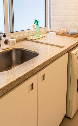 Apartamento à venda com 98m², 2 quartos e 1 vaga Apartamento à venda com 98m², 2 quartos e 1 vagaÁrea de serviço