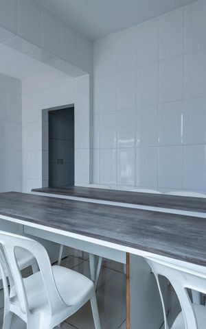 Casa à venda com 250m², 3 quartos e 4 vagas Casa à venda com 250m², 3 quartos e 4 vagasCopa