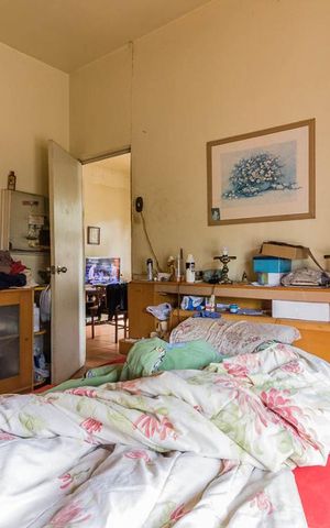 Casa à venda com 200m², 4 quartos e 2 vagas Casa à venda com 200m², 4 quartos e 2 vagasDormitório