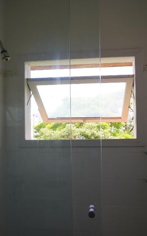 Casa para alugar com 238m², 4 quartos e 2 vagasBanheiro Corredor