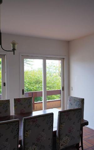 Casa para alugar com 238m², 4 quartos e 2 vagasSala
