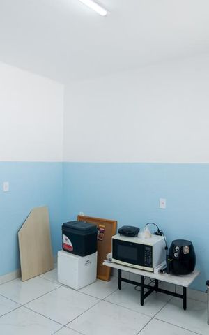 Casa à venda com 160m², 3 quartos e 8 vagas Casa à venda com 160m², 3 quartos e 8 vagasCozinha