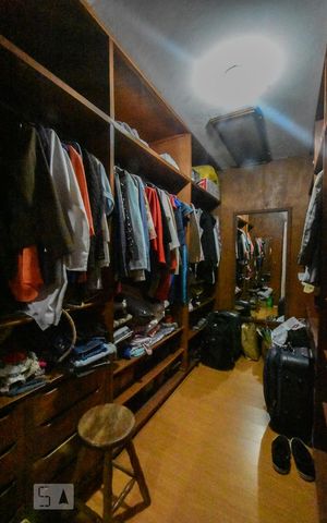 Casa à venda com 500m², 8 quartos e 5 vagasCloset Suíte 01