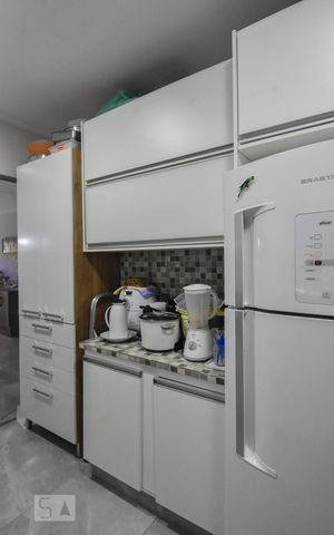 Casa à venda com 500m², 8 quartos e 5 vagasCozinha