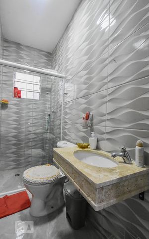 Casa à venda com 500m², 8 quartos e 5 vagasBanheiro 02