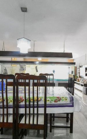 Casa à venda com 500m², 8 quartos e 5 vagasSala de Jantar