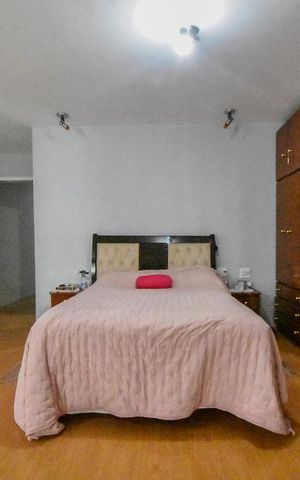 Casa à venda com 500m², 8 quartos e 5 vagasSuíte 01