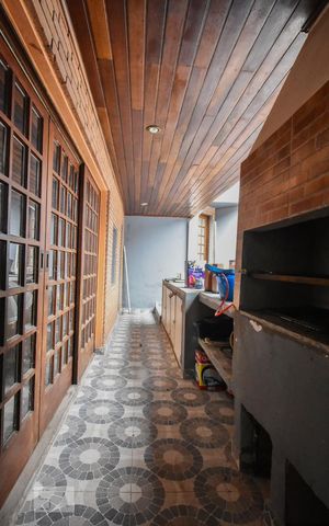 Casa à venda com 500m², 8 quartos e 5 vagasChurrasqueira