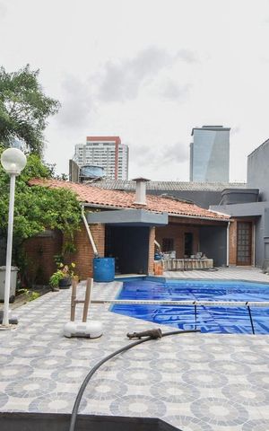 Casa à venda com 500m², 8 quartos e 5 vagasPiscina