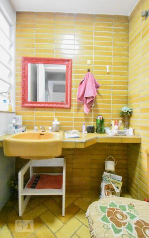 Casa à venda com 500m², 8 quartos e 5 vagasLavabo