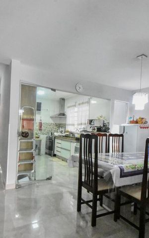 Casa à venda com 500m², 8 quartos e 5 vagasSala de Jantar