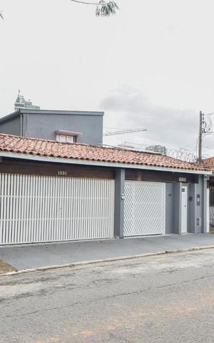 Casa à venda com 500m², 8 quartos e 5 vagasCasa