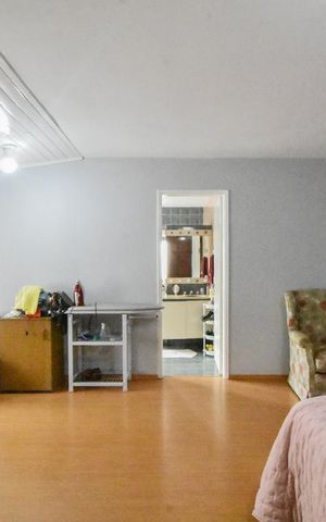 Casa à venda com 500m², 8 quartos e 5 vagasSuíte 01