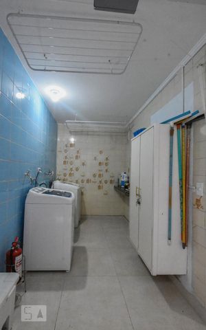 Casa à venda com 500m², 8 quartos e 5 vagasLavanderia