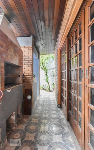 Casa à venda com 500m², 8 quartos e 5 vagasChurrasqueira