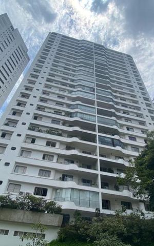Apartamento para alugar com 290m², 4 quartos e 3 vagas Apartamento para alugar com 290m², 4 quartos e 3 vagasFachada