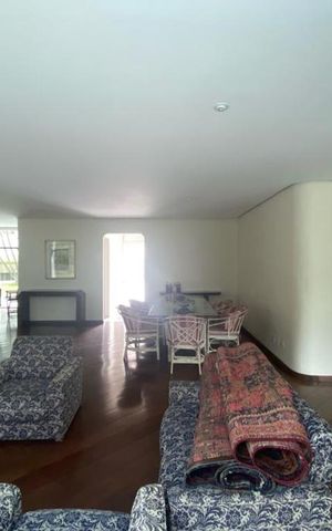 Apartamento para alugar com 290m², 4 quartos e 3 vagas Apartamento para alugar com 290m², 4 quartos e 3 vagasÁrea comum - Salão de festas