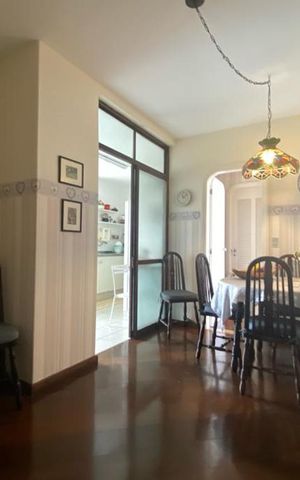 Apartamento para alugar com 290m², 4 quartos e 3 vagas Apartamento para alugar com 290m², 4 quartos e 3 vagasCopa
