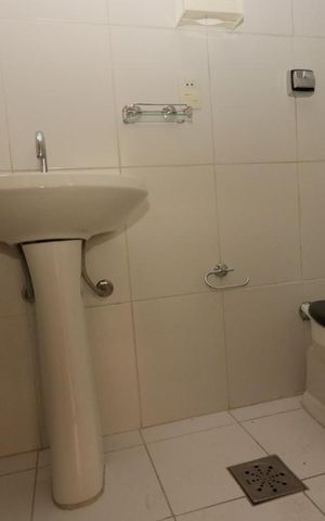 Apartamento à venda com 62m², 2 quartos e 1 vaga Apartamento à venda com 62m², 2 quartos e 1 vagaBanheiro