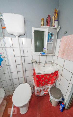 Casa para alugar com 200m², 2 quartos e 1 vagaBanheiro