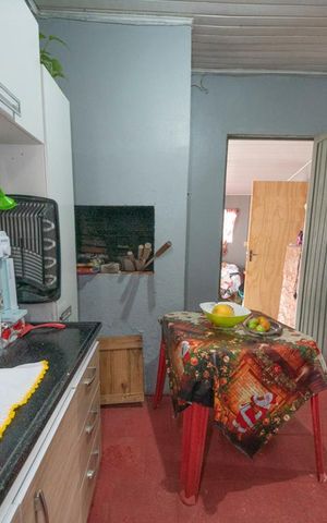 Casa para alugar com 200m², 2 quartos e 1 vagaCozinha