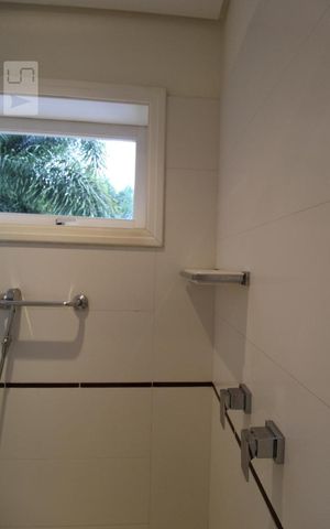 Casa de condomínio à venda com 407m², 4 quartos e sem vagaBanheiro da Suíte 2