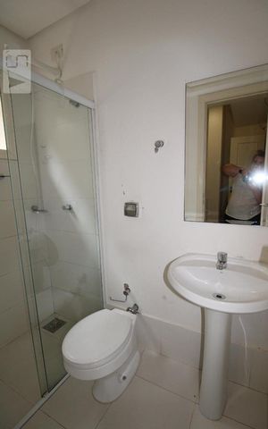 Casa de condomínio à venda com 407m², 4 quartos e sem vagaBanheiro de Serviço