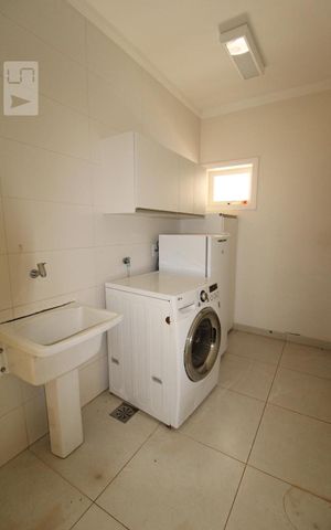 Casa de condomínio à venda com 407m², 4 quartos e sem vagaÁrea de Serviço