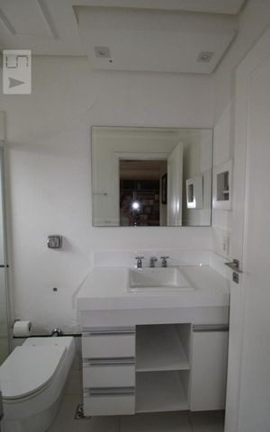 Casa de condomínio à venda com 407m², 4 quartos e sem vagaBanheiro da Suíte 4
