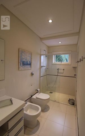 Casa de condomínio à venda com 407m², 4 quartos e sem vagaBanheiro da Suíte 2