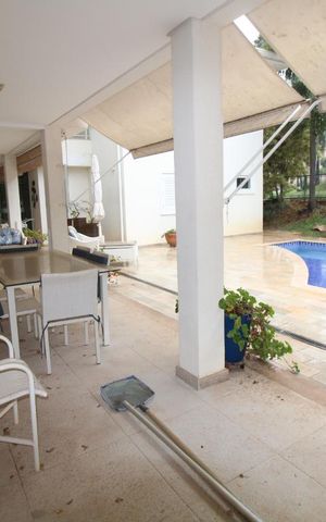 Casa de condomínio à venda com 407m², 4 quartos e sem vagaVaranda 
