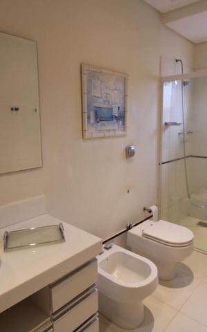 Casa de condomínio à venda com 407m², 4 quartos e sem vagaBanheiro da Suíte 2