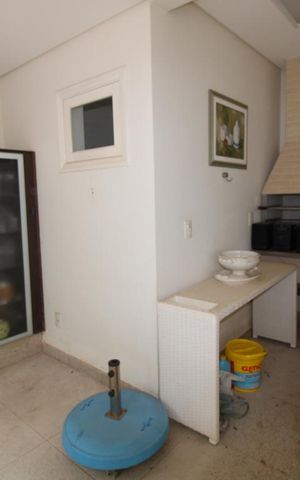 Casa de condomínio à venda com 407m², 4 quartos e sem vagaChurrasqueira