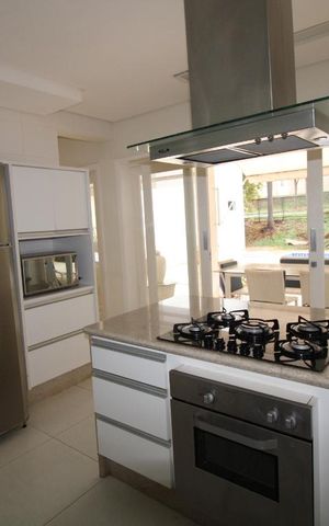 Casa de condomínio à venda com 407m², 4 quartos e sem vagaCozinha