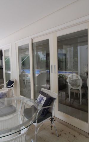 Casa de condomínio à venda com 407m², 4 quartos e sem vagaVaranda 