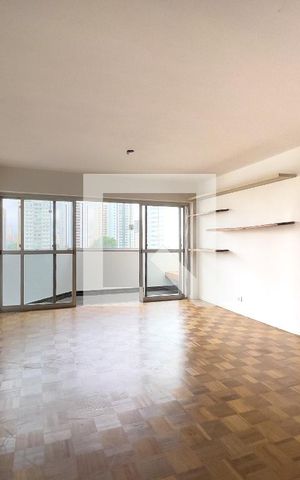 Apartamento à venda com 143m², 4 quartos e 2 vagas Apartamento à venda com 143m², 4 quartos e 2 vagasSala, panorâmica