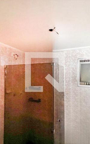 Apartamento à venda com 143m², 4 quartos e 2 vagas Apartamento à venda com 143m², 4 quartos e 2 vagasBanheiro 1, box e chuveiro