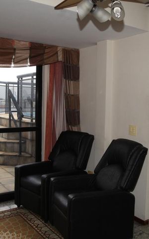 Apartamento à venda com 251m², 4 quartos e 3 vagasSala de TV