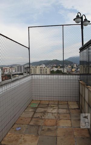 Apartamento à venda com 251m², 4 quartos e 3 vagasTerraço