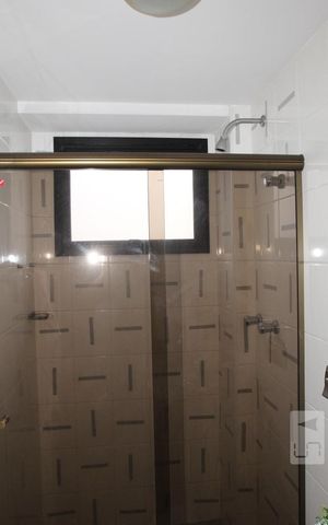 Apartamento à venda com 251m², 4 quartos e 3 vagasBanheiro Social